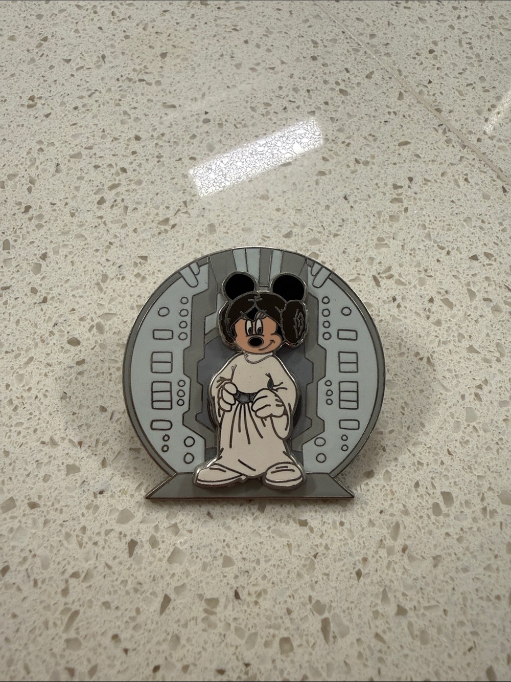 Disney Minnie Mouse Princess Lea Enamel Pin in White and Gray 2007